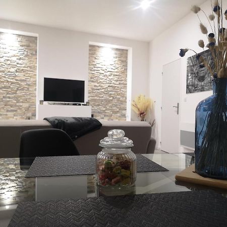 T3 Avec Salle De Bain Privative Par Chambre Agen Exteriér fotografie